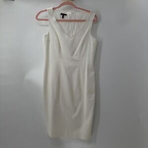 ESCADA Size 34 Dress Cream Sleeveless Knee Length Zip Closure Lined